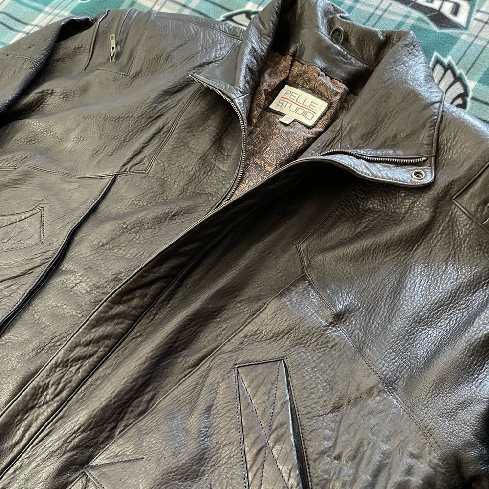 Luxurious, Like-New, size 50B, Premium Quality Black Leather Bomber Jacket $99